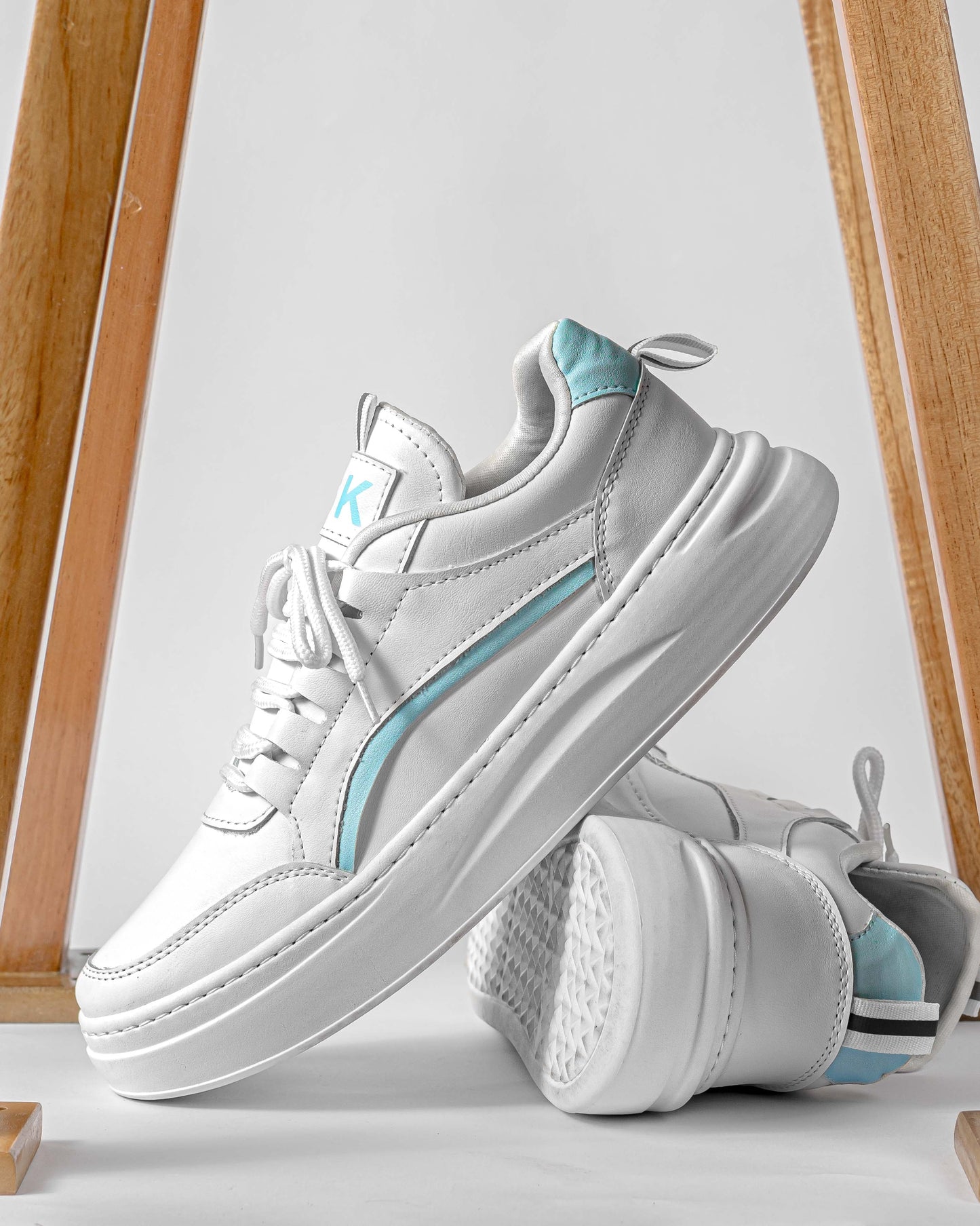 gid://shopify/MediaImage/25708260032582